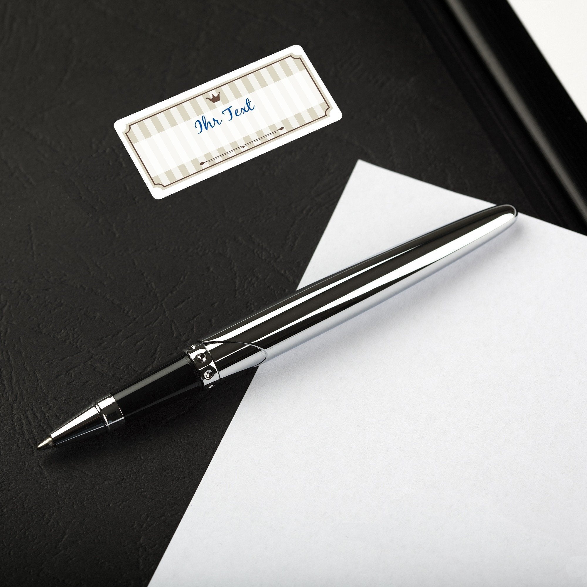 Personalisierbare Motivaufkleber "Krone" im Spenderkarton 250 Stück - adressaufkleber-fabrik.de